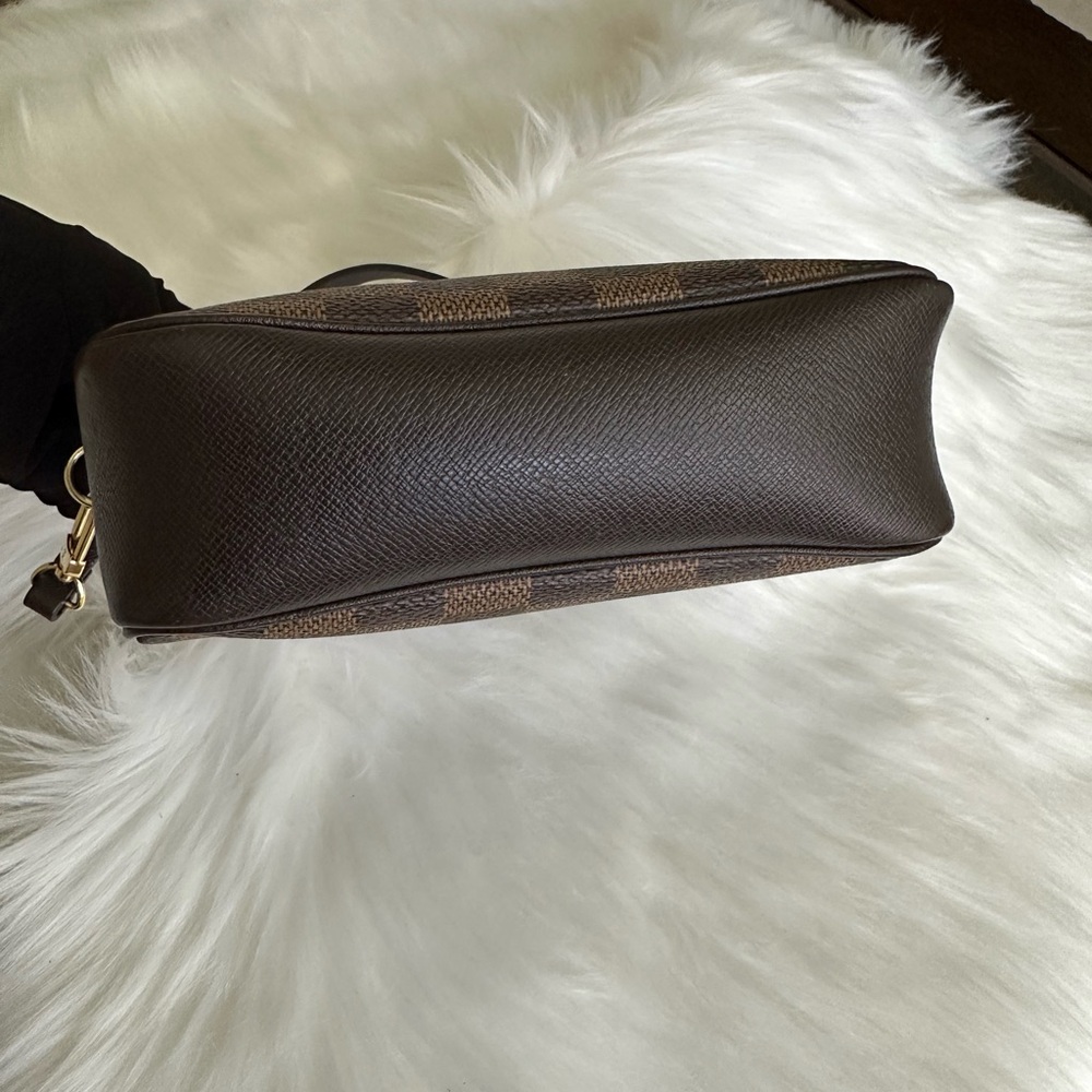 Stunning Handbag - Picture 8 of 17